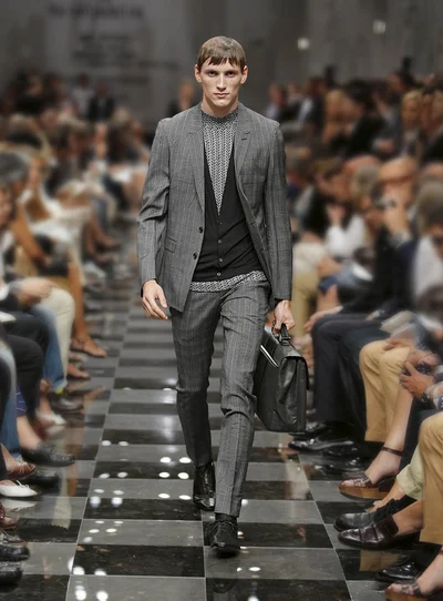 Look 29